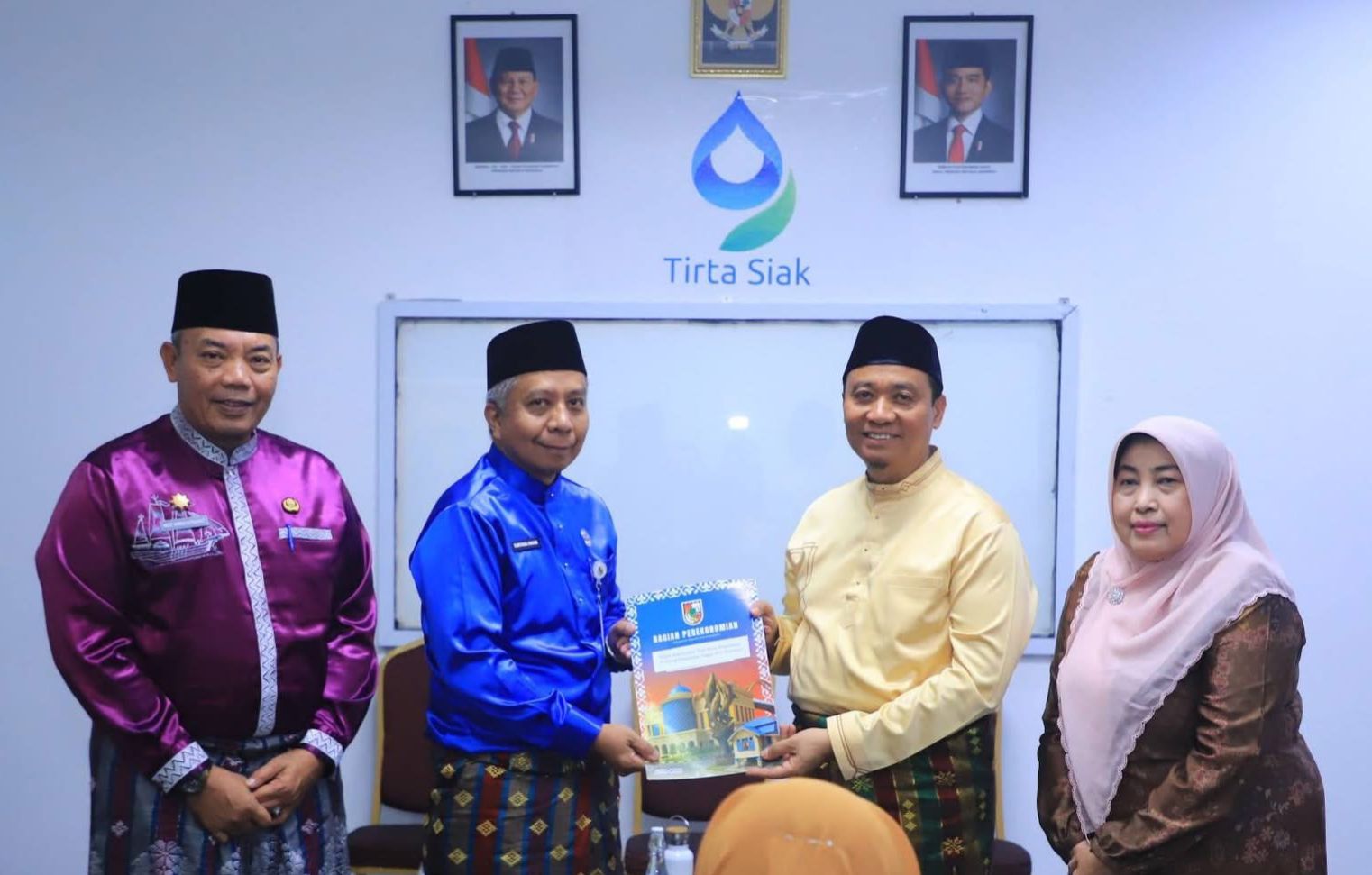 Suryana Hakim Komitmen Benahi Kinerja Perumdam Tirta Siak Meski Hadapi Tantangan Berat