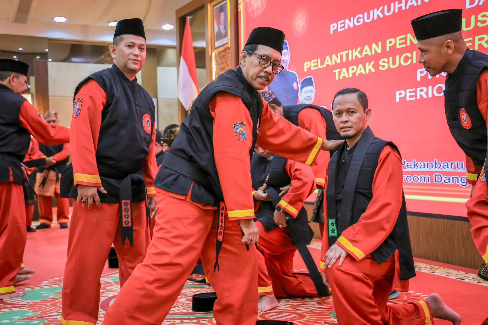 Wako dan Wawako Pekanbaru Resmi Sebagai Pendekar Kehormatan Tapak Suci